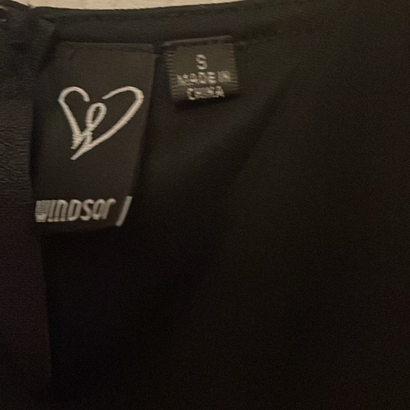 Black cutout homecoming dress - Picture 2 of 7